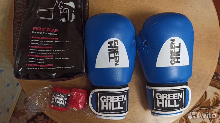 Боксерские кожаные перчатки green hill tiger 10 oz