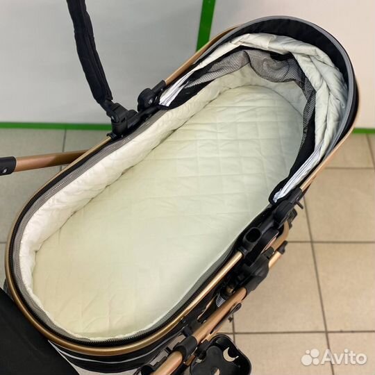 Коляска Luxmom