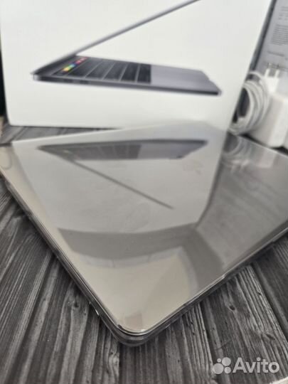 Apple macbook pro 13 2018