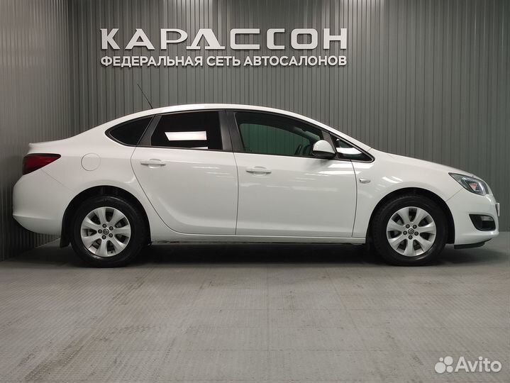 Opel Astra 1.6 МТ, 2013, 101 000 км