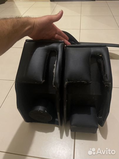 Подлокотник