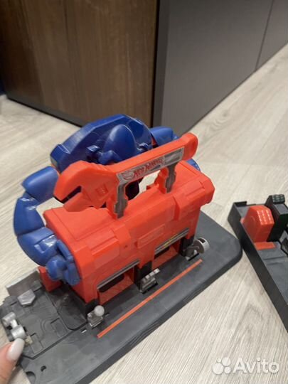 Гоночный трек hot wheels