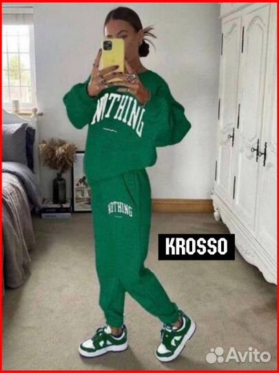 Спортивный костюм женский теплый с начесом новый