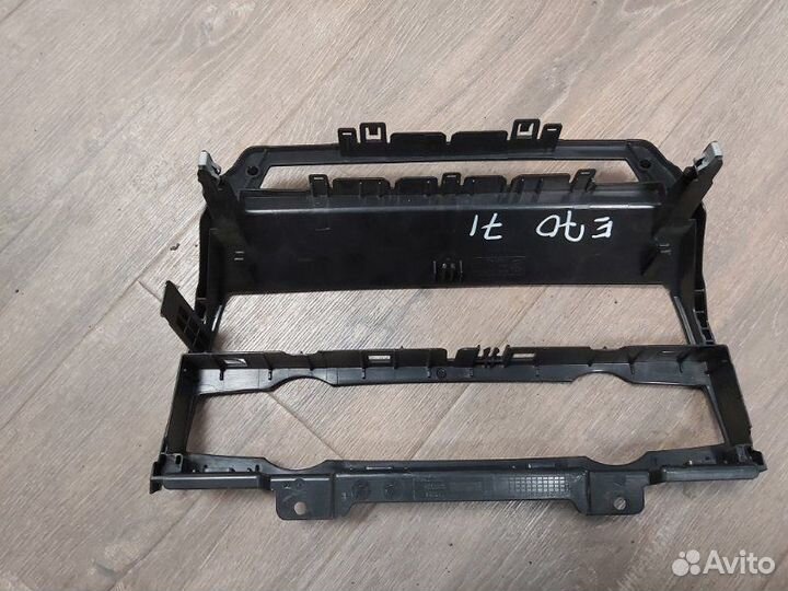 Накладка центральной консоли Bmw X5 50Ix E70 LCI