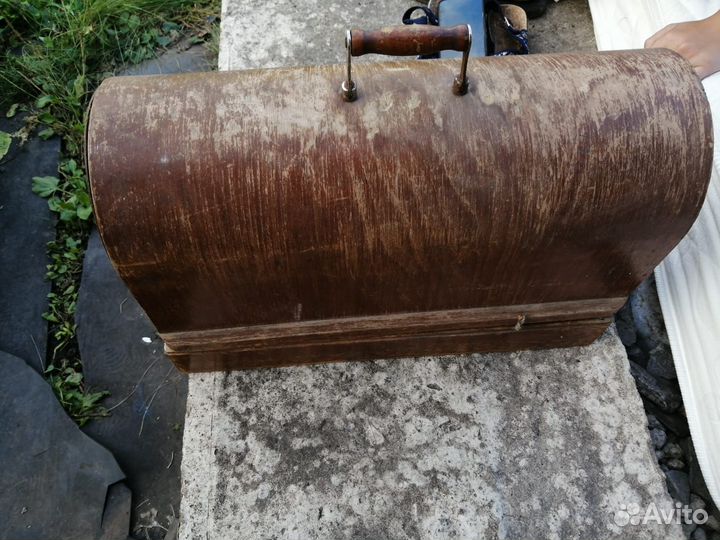 Швейная машинка