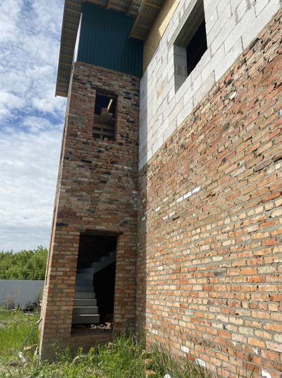 Дом 280 м² на участке 10 сот.