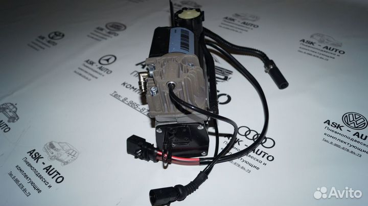 Компрессор пневмоподвески Volkswagen Touareg