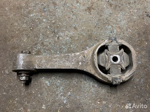 Подушка двигателя задняя volkswagen polo