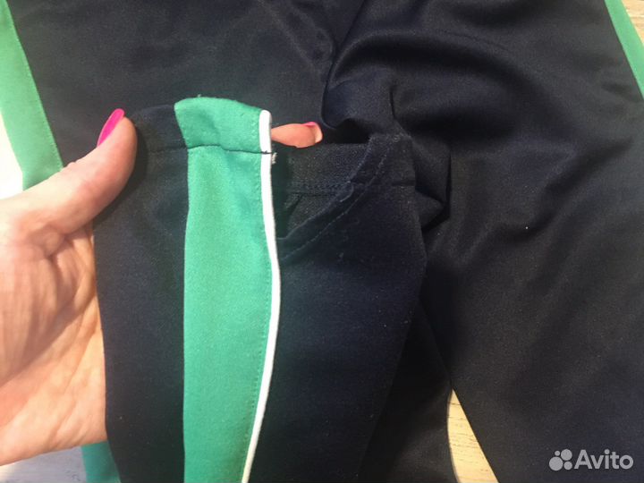 Споривный костюм