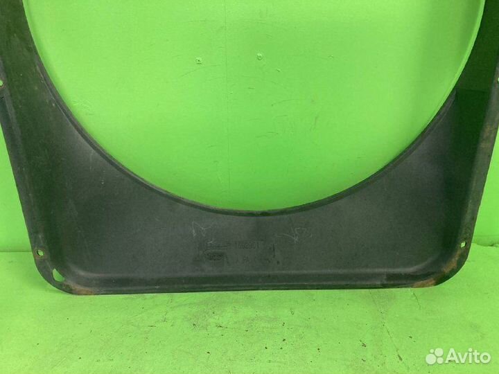 Диффузор радиатора DAF XF105