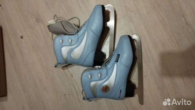 Продам коньки