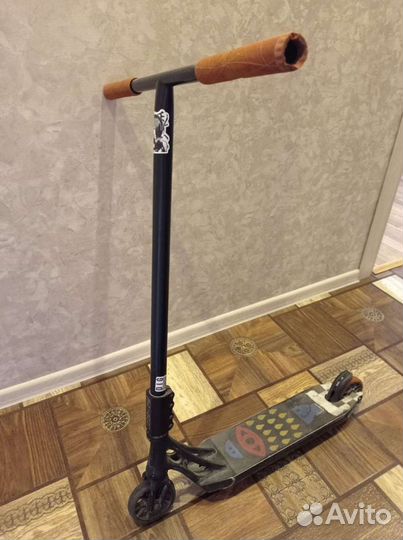 Трюковой самокат custom