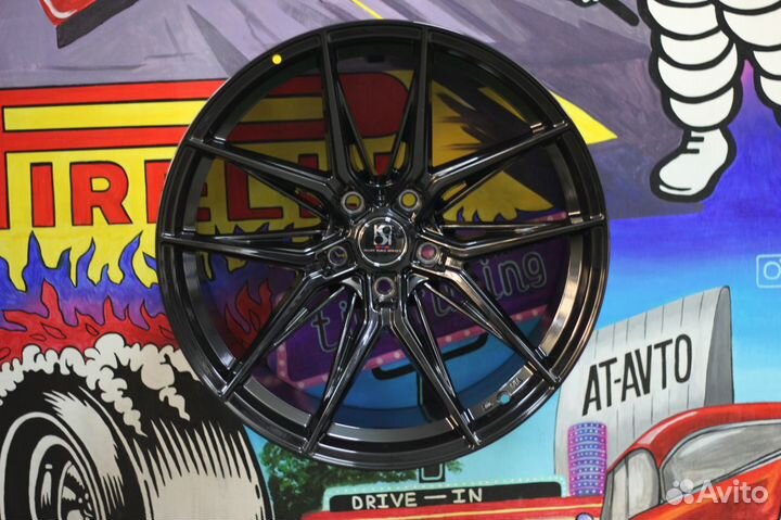 Диски литые R20 BMW 6 новые разноширокие