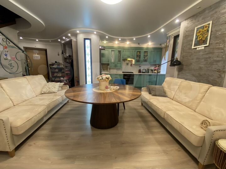 4-к. квартира, 88 м², 3/4 эт.