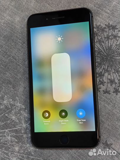 iPhone 8 Plus, 64 ГБ