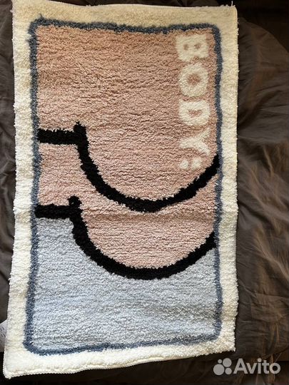 Ковер с попкой