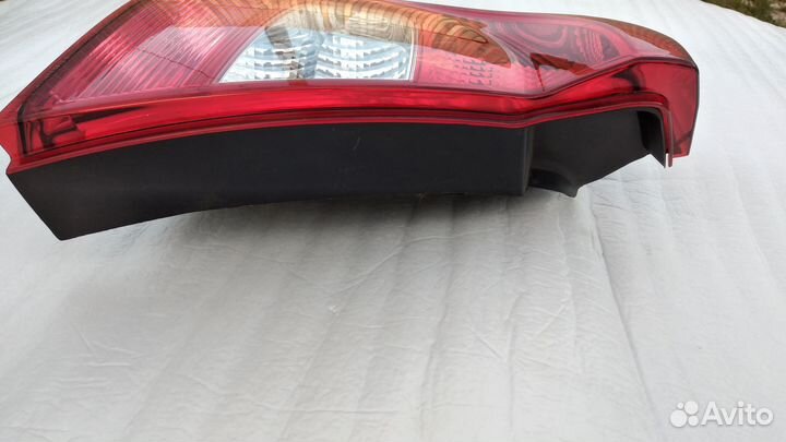 Задний фонарь левый Renault Logan фаза2 8200744760