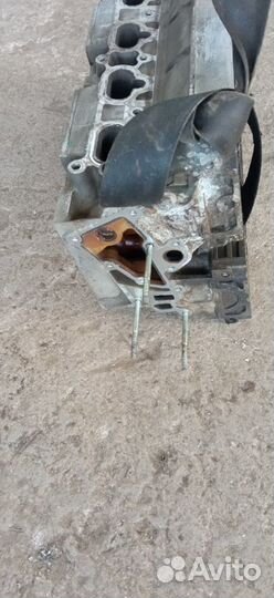 Головка двигателя на Пежо 406