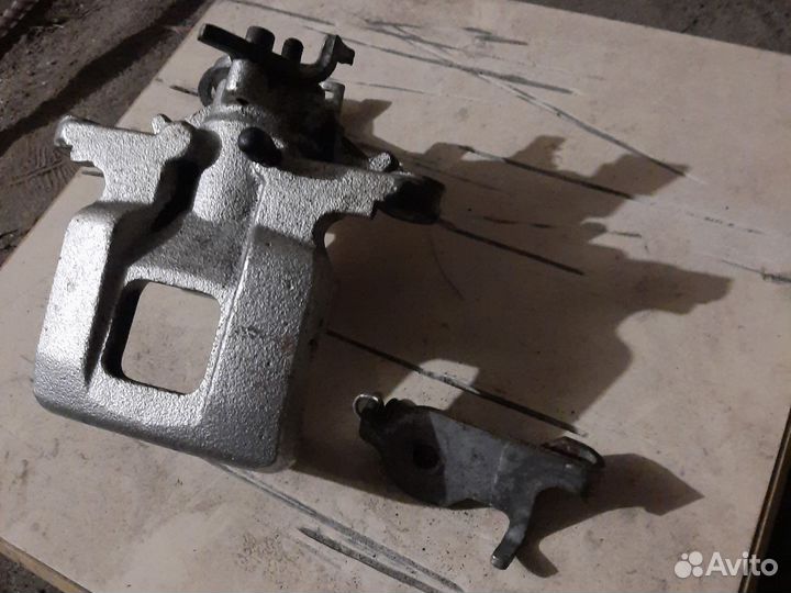 Суппорт тормозной st4605b650