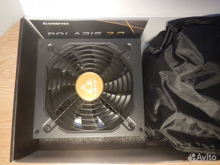 Chieftec Polaris PPS-1050FC-A3, 1050Вт, 135мм