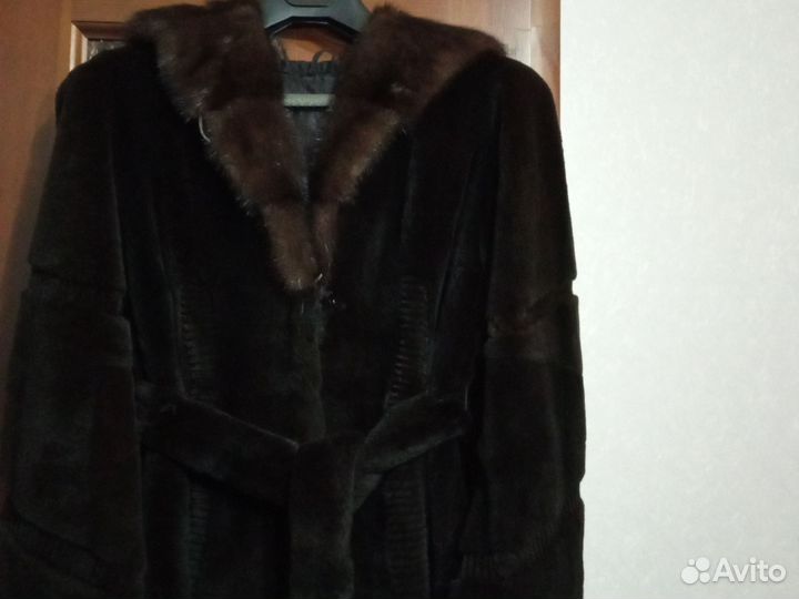 Шуба женская натуральная 50размер