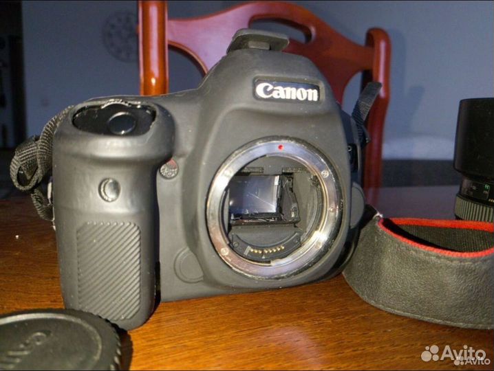 Зеркальный фотоаппарат canon 5D mark 3