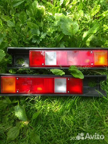 Задний стоп сигнал с креплением Новый