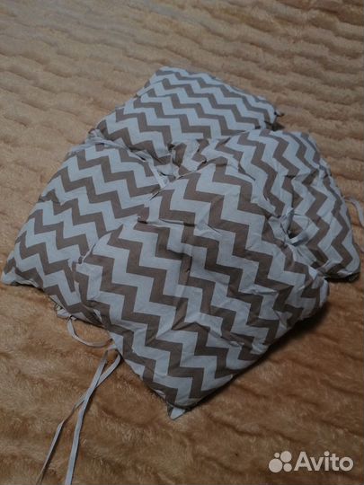 Бортики в кроватку