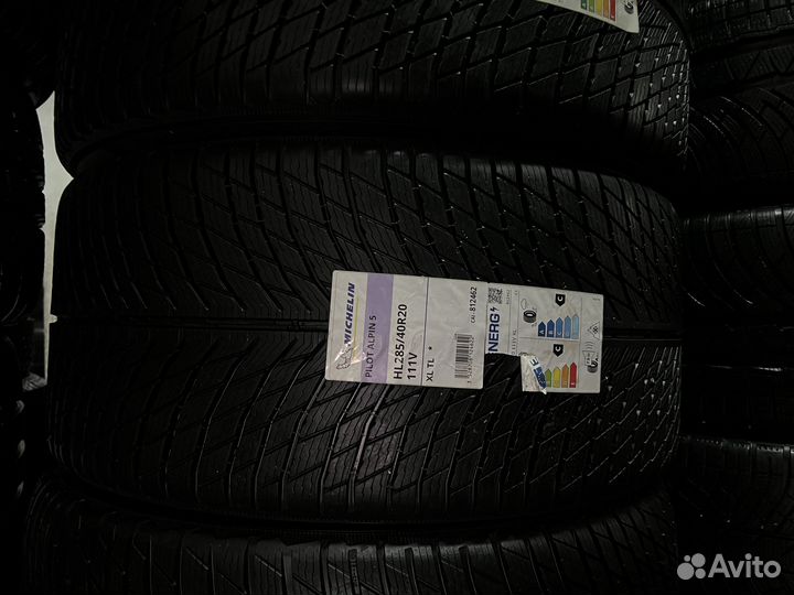 Michelin Pilot Alpin 5 SUV 285/40 R20 и 255/45 R20 109V