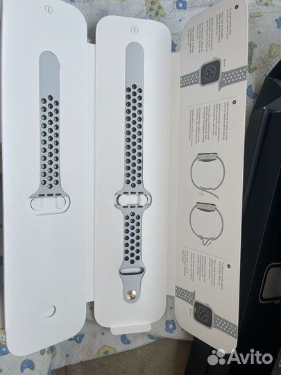 Apple watch se 44 mm nike серия
