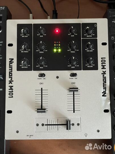 Numark M-101