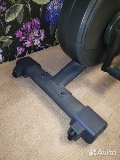 Эллиптический тренажер torneo