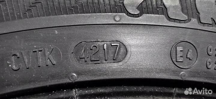 Gislaved Nord Frost 200 235/55 R18