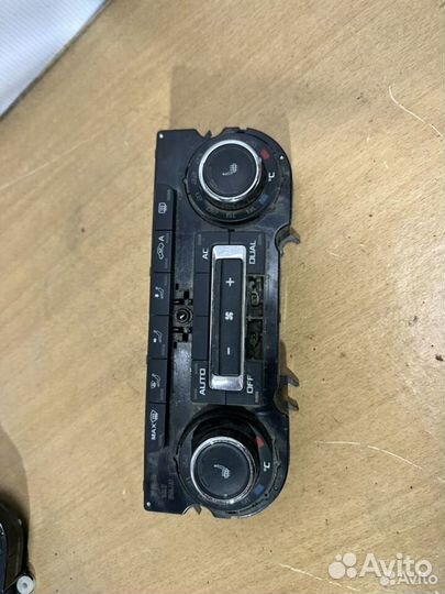 Блок Климатроник climatronic Skoda 3T0907044BS