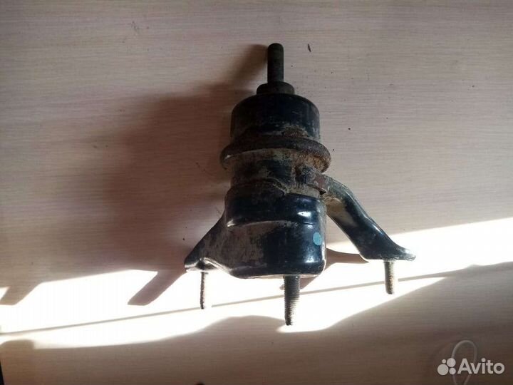 Запчасти на toyota camry