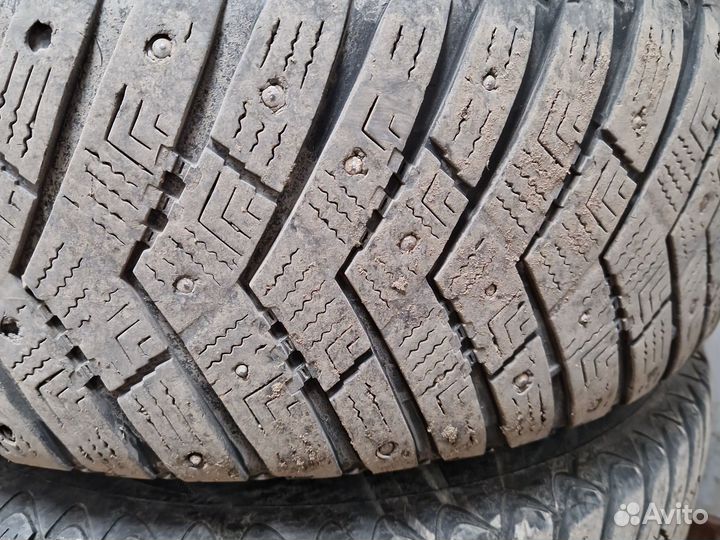 Goodyear Ultragrip Ice Arctic 225/65 R17 102T