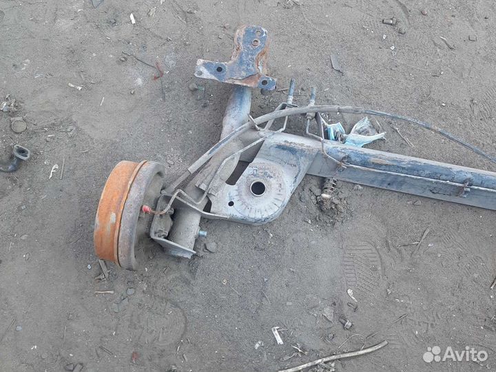 Балка Renault clio symbol