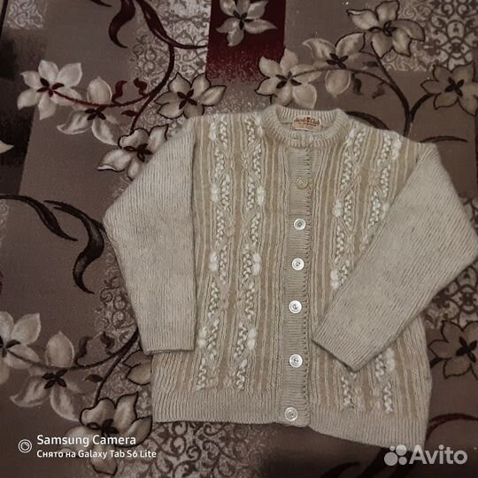 Свитера,кофты для девочки