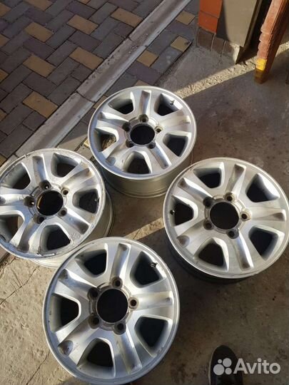 Диски на Toyota land cruiser