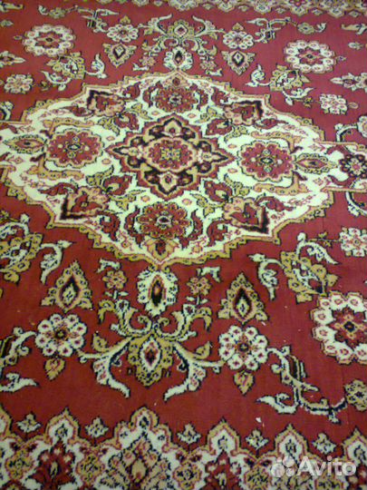 Ковер шерстяной