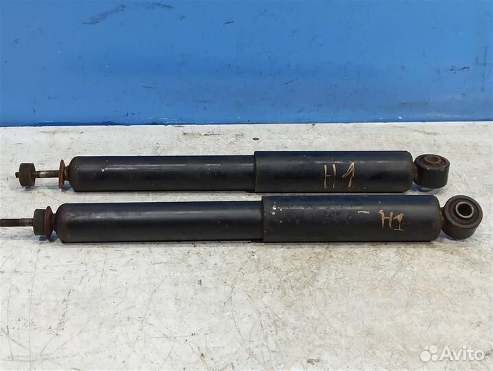 Амортизатор задний Hyundai Starex H1 2000-2004