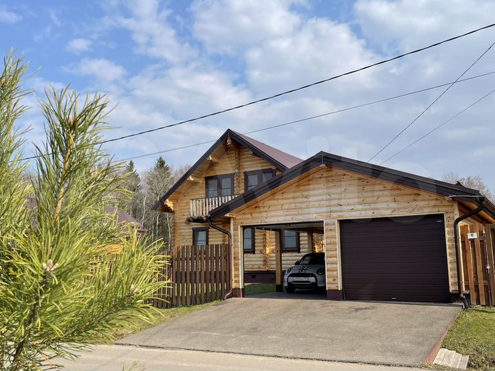 Дом 200 м² на участке 18 сот.