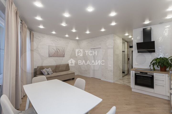 1-к. квартира, 42 м², 21/22 эт.