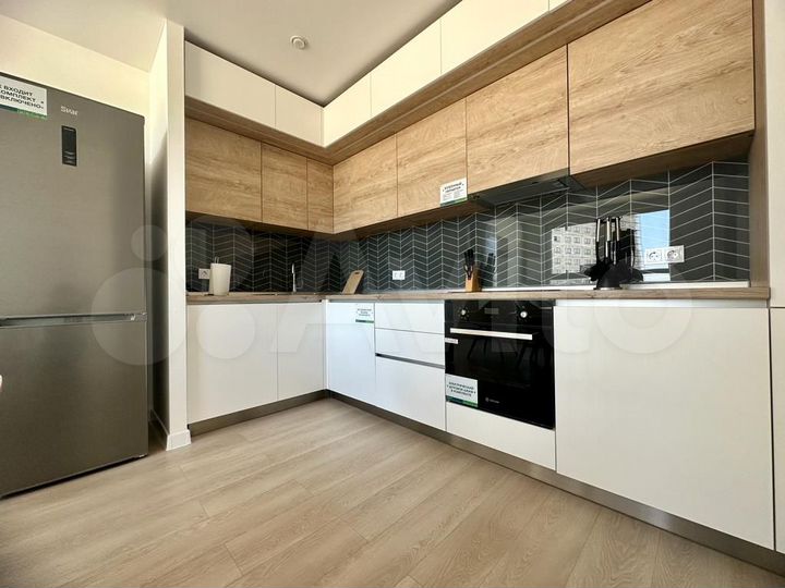 3-к. квартира, 97 м², 5/18 эт.