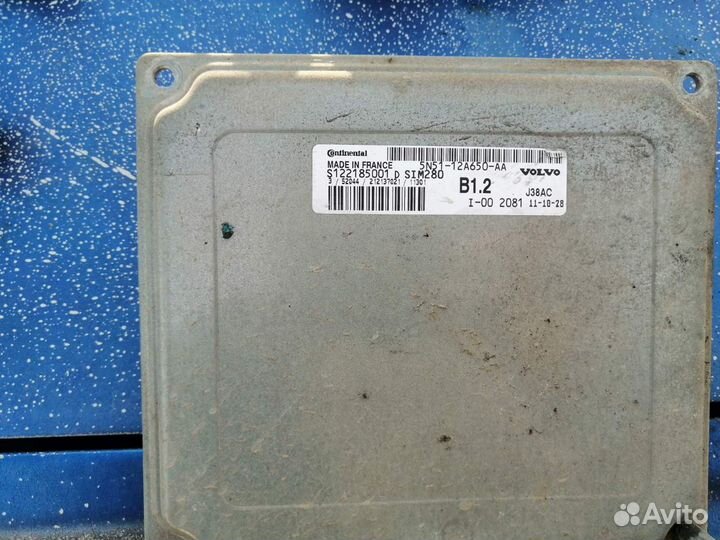 Блок управления двигателя Volvo S40 II 1.6