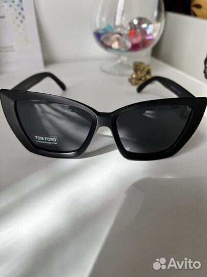 Солнечные очки tom ford
