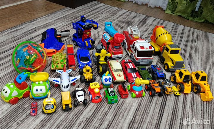 Машинки игрушки пакетом