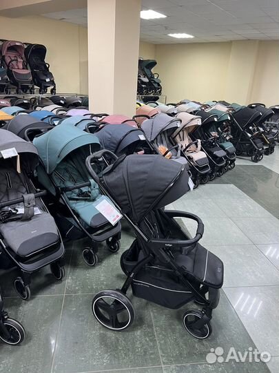 Прогулочная коляска, новая до 22кг