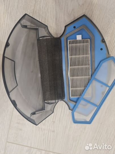 Робот-пылесос Polaris моющий