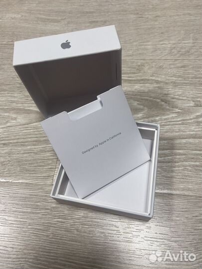 Коробка от airpods